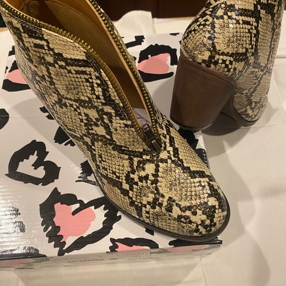 Snake booties - Picture 3 of 4